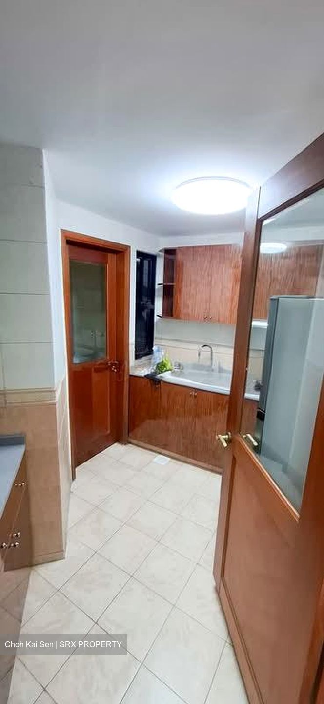 Eastpoint Green (D18), Condominium #563747801